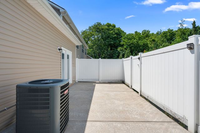 2044 Alysheba Run, Murfreesboro, TN 37128