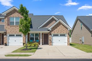 2044 Alysheba Run, Murfreesboro, TN 37128