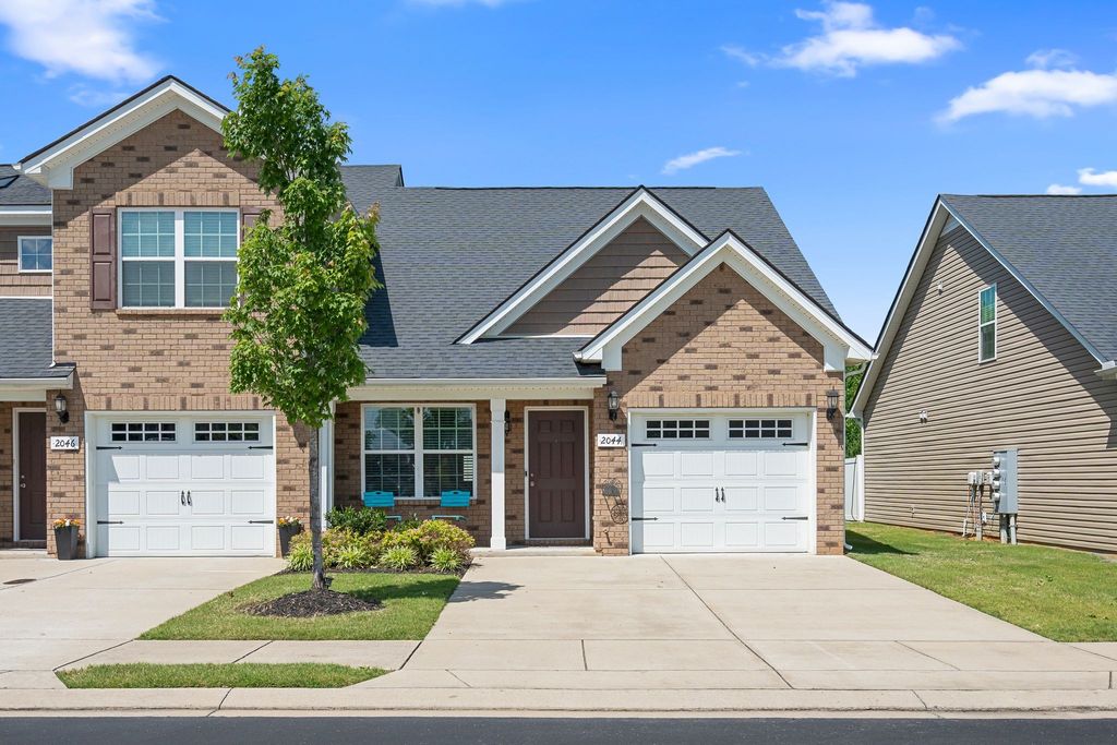 2044 Alysheba Run, Murfreesboro, TN 37128