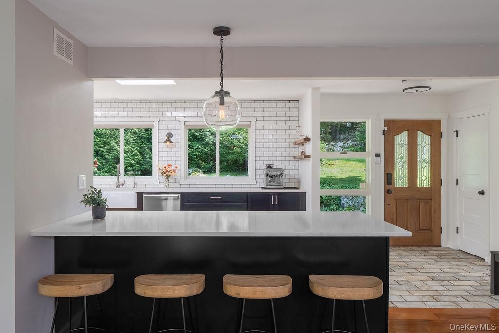 599 Hortontown Road, Hopewell Junction, NY 12533 — photo 2