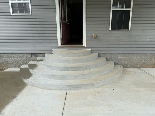 383 Strawberry Dr, Winchester, TN 37398