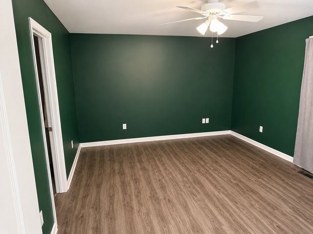 383 Strawberry Dr, Winchester, TN 37398
