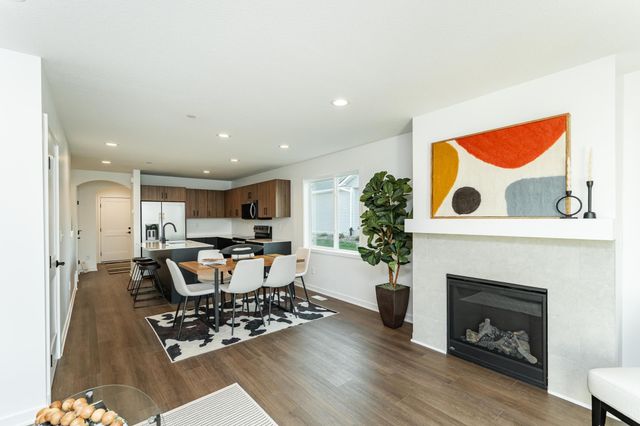 1085 Century Village Lane NE, Rochester, MN 55906