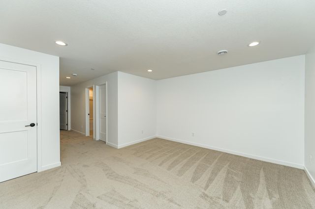 1085 Century Village Lane NE, Rochester, MN 55906