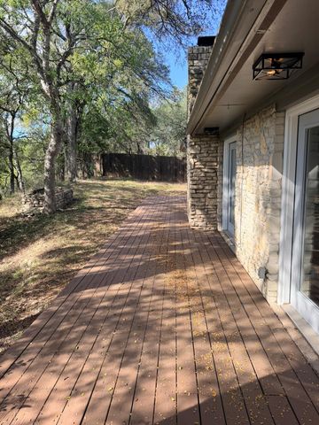 2 Acacia DR, Wimberley, TX 78676