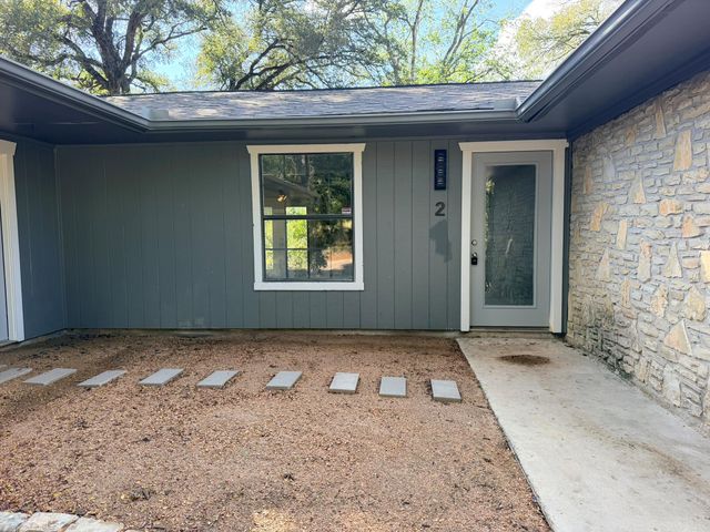 2 Acacia DR, Wimberley, TX 78676
