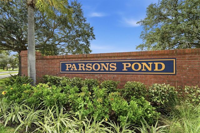 2411 PARSONS POND CIRCLE, Kissimmee, FL 34743