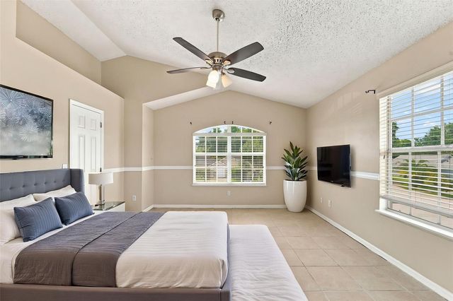 2411 PARSONS POND CIRCLE, Kissimmee, FL 34743