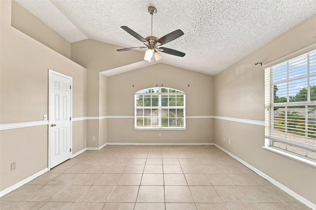 2411 PARSONS POND CIRCLE, Kissimmee, FL 34743