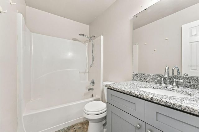 2411 PARSONS POND CIRCLE, Kissimmee, FL 34743