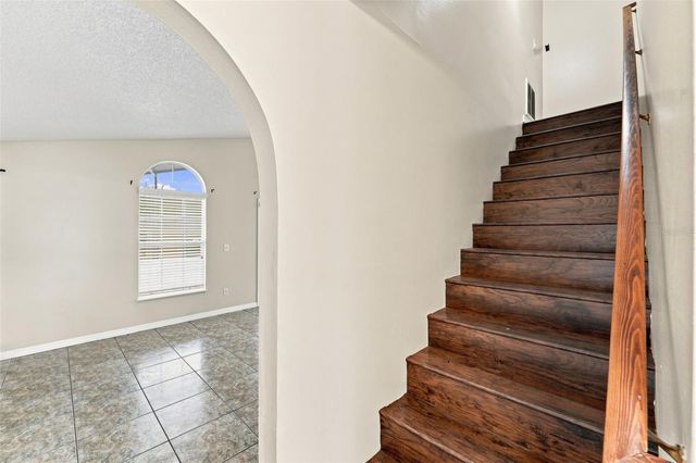 2411 PARSONS POND CIRCLE, Kissimmee, FL 34743