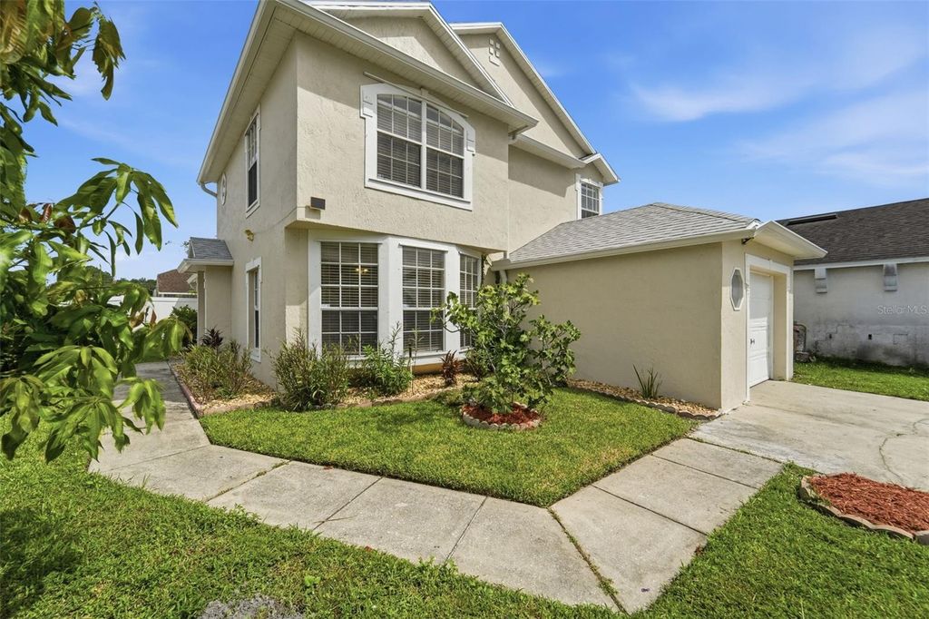 2411 PARSONS POND CIRCLE, Kissimmee, FL 34743