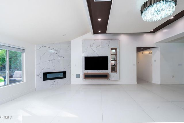 10103 Wentworth Court, Bakersfield, CA 93311