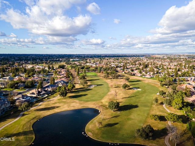 10103 Wentworth Court, Bakersfield, CA 93311