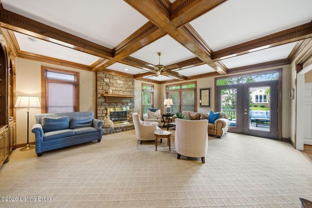 303 Mockingbird Gardens Dr, Louisville, KY 40207
