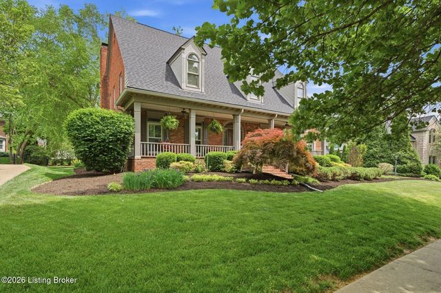 303 Mockingbird Gardens Dr, Louisville, KY 40207