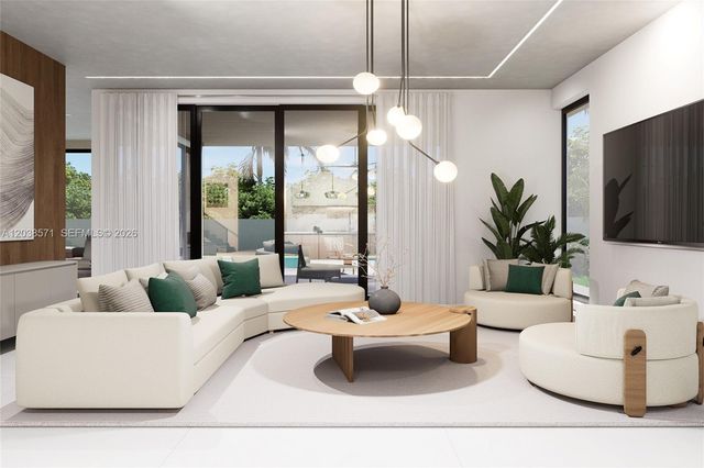 870 E Palm Ave E, Boca Raton, FL 33432