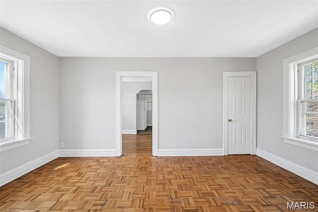 4421 Minnesota Avenue, St Louis, MO 63111