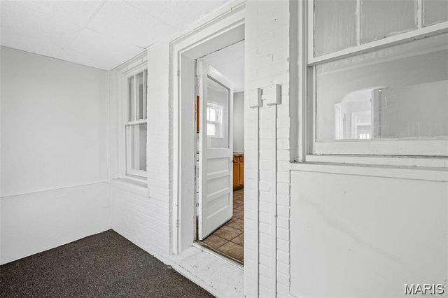 4421 Minnesota Avenue, St Louis, MO 63111