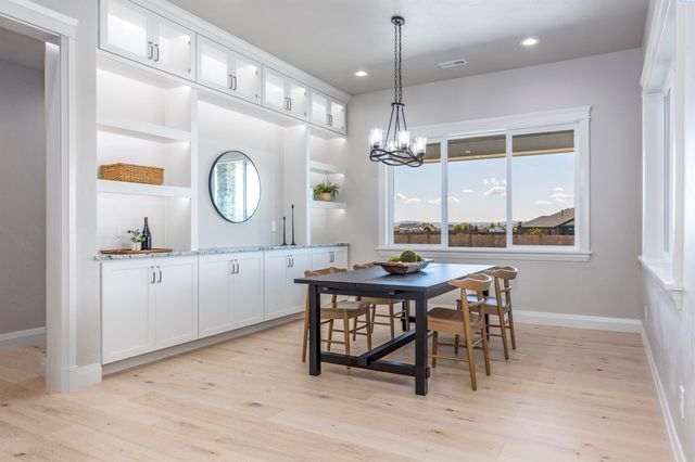 11804 Cordon Crest Court, Pasco, WA 99301