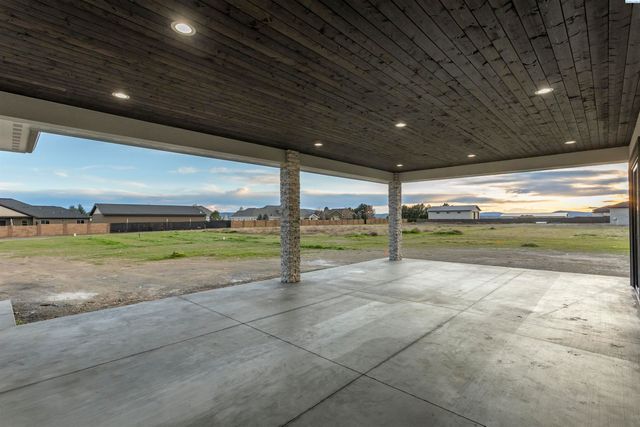 11804 Cordon Crest Court, Pasco, WA 99301