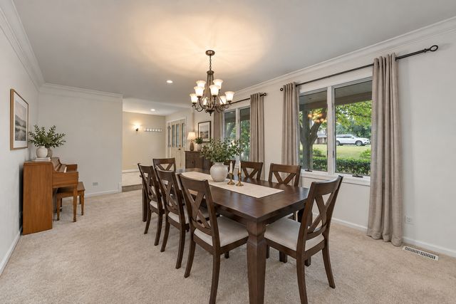 40W920 Bridle Creek Drive, St. Charles, IL 60175