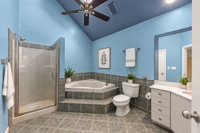 40W920 Bridle Creek Drive, St. Charles, IL 60175