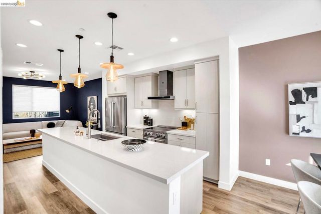 2229 2229 Myrtle ST, Oakland, CA 94607