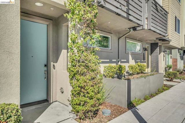 2229 2229 Myrtle ST, Oakland, CA 94607