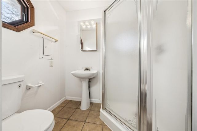 221 58th Street, Clarendon Hills, IL 60514