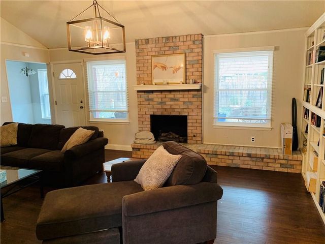 4715 Ridgeline Drive, Arlington, TX 76017