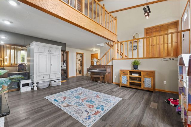 6646 Cardinal Circle N, Maple Grove, MN 55369