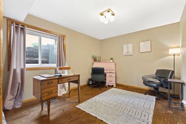6646 Cardinal Circle N, Maple Grove, MN 55369