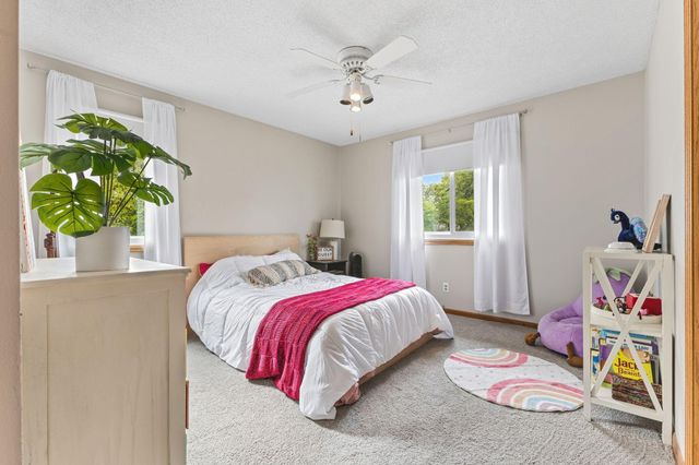 6646 Cardinal Circle N, Maple Grove, MN 55369
