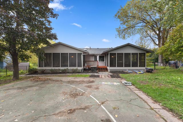 6646 Cardinal Circle N, Maple Grove, MN 55369