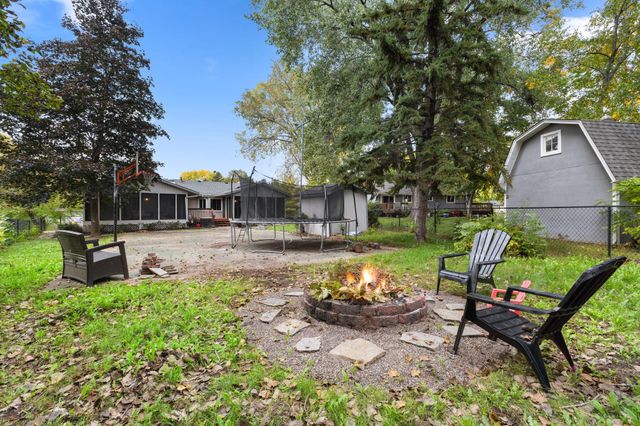 6646 Cardinal Circle N, Maple Grove, MN 55369