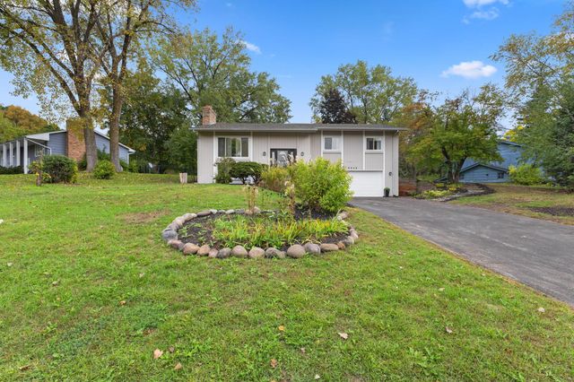 6646 Cardinal Circle N, Maple Grove, MN 55369