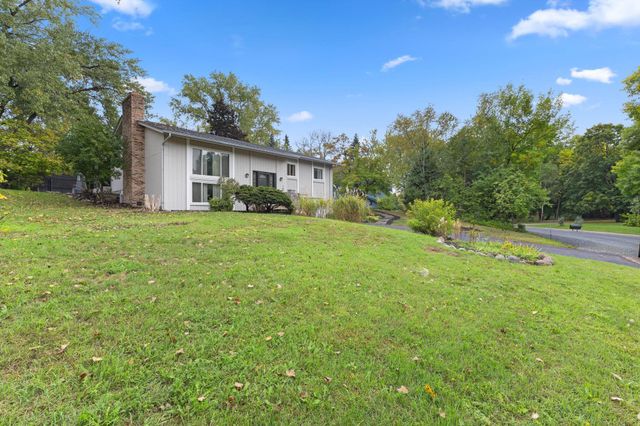 6646 Cardinal Circle N, Maple Grove, MN 55369