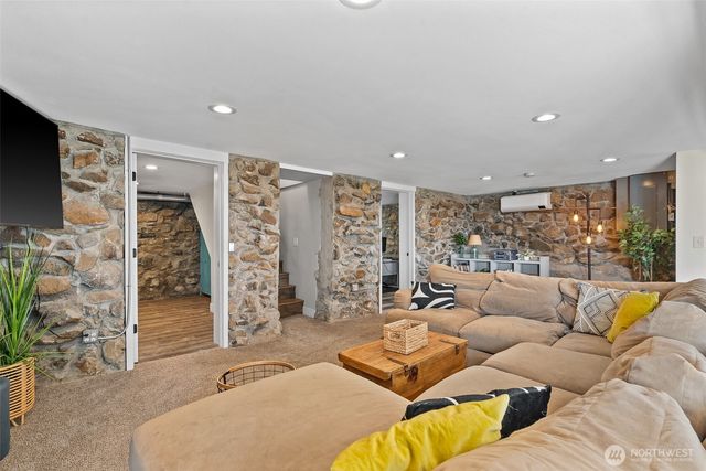 1020 Joni Lane, Wenatchee, WA 98801