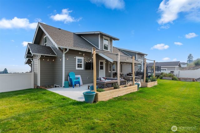 1020 Joni Lane, Wenatchee, WA 98801