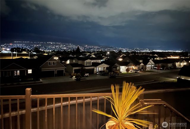 1020 Joni Lane, Wenatchee, WA 98801