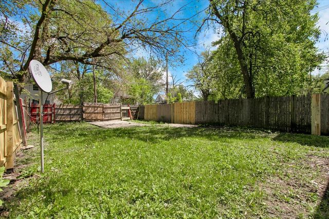 11741 S Wentworth Avenue, Chicago, IL 60628