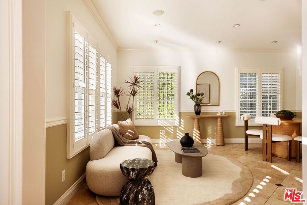 950 S Longwood Avenue, Los Angeles, CA 90019 — photo 3