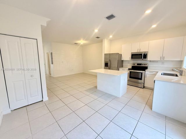 16302 SW 291st Street 16302, Homestead, FL 33033