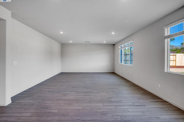 4112 Markovich Ct, Richmond, CA 94806