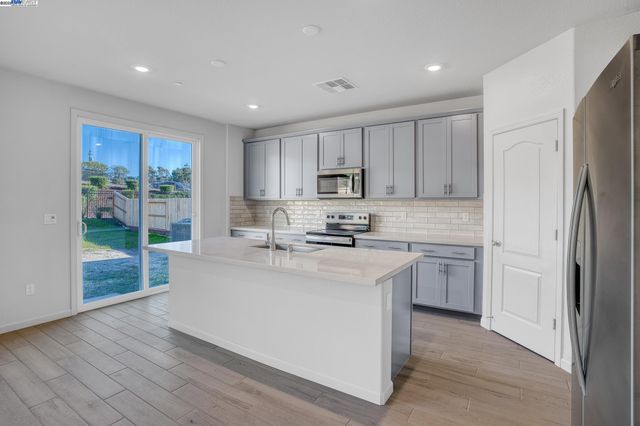 4112 Markovich Ct, Richmond, CA 94806