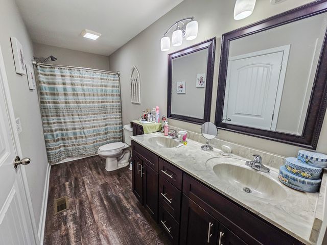 122 Blue Grass Dr, Shelbyville, TN 37160
