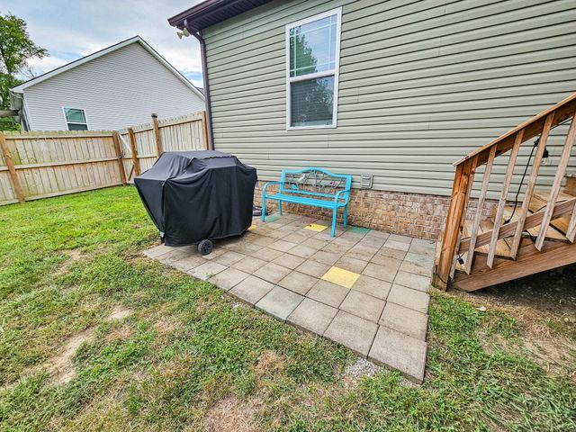 122 Blue Grass Dr, Shelbyville, TN 37160