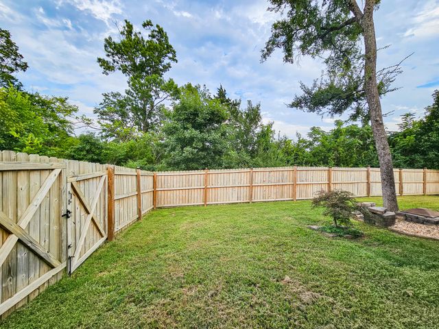 122 Blue Grass Dr, Shelbyville, TN 37160