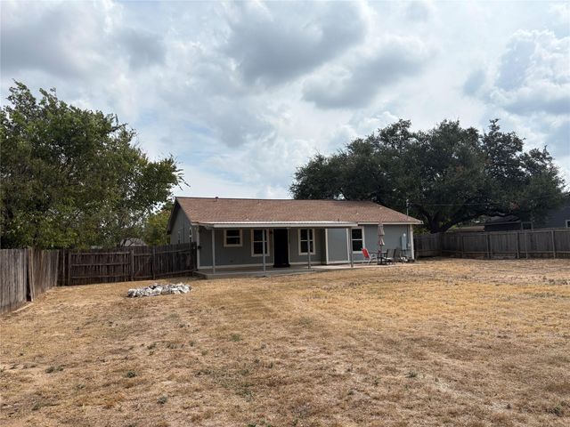 203 South Mt Rushmore DR, Cedar Park, TX 78613